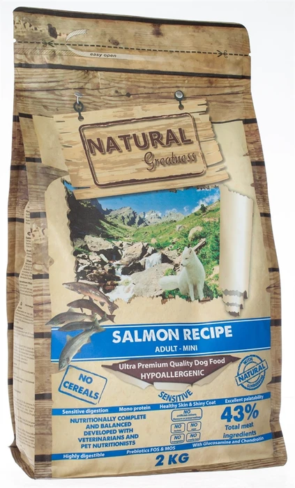 Беззерновой сухой корм Natural Greatness для взрослых собак малых пород пород с лососем для чувствительного пищеварения Salmon Recipe Sensitive Adult Mini