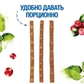 Лакомство Monge Gift для стерилизованных кошек "Мягкие палочки" со свежей уткой, мелиссой лекарственной и клюквой Sterilised 70085281