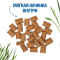 Лакомство Monge Gift для кошек для вывода шерсти "Хрустящие подушечки с начинкой" с лососем и кошачьей мятой Hairball 70085038